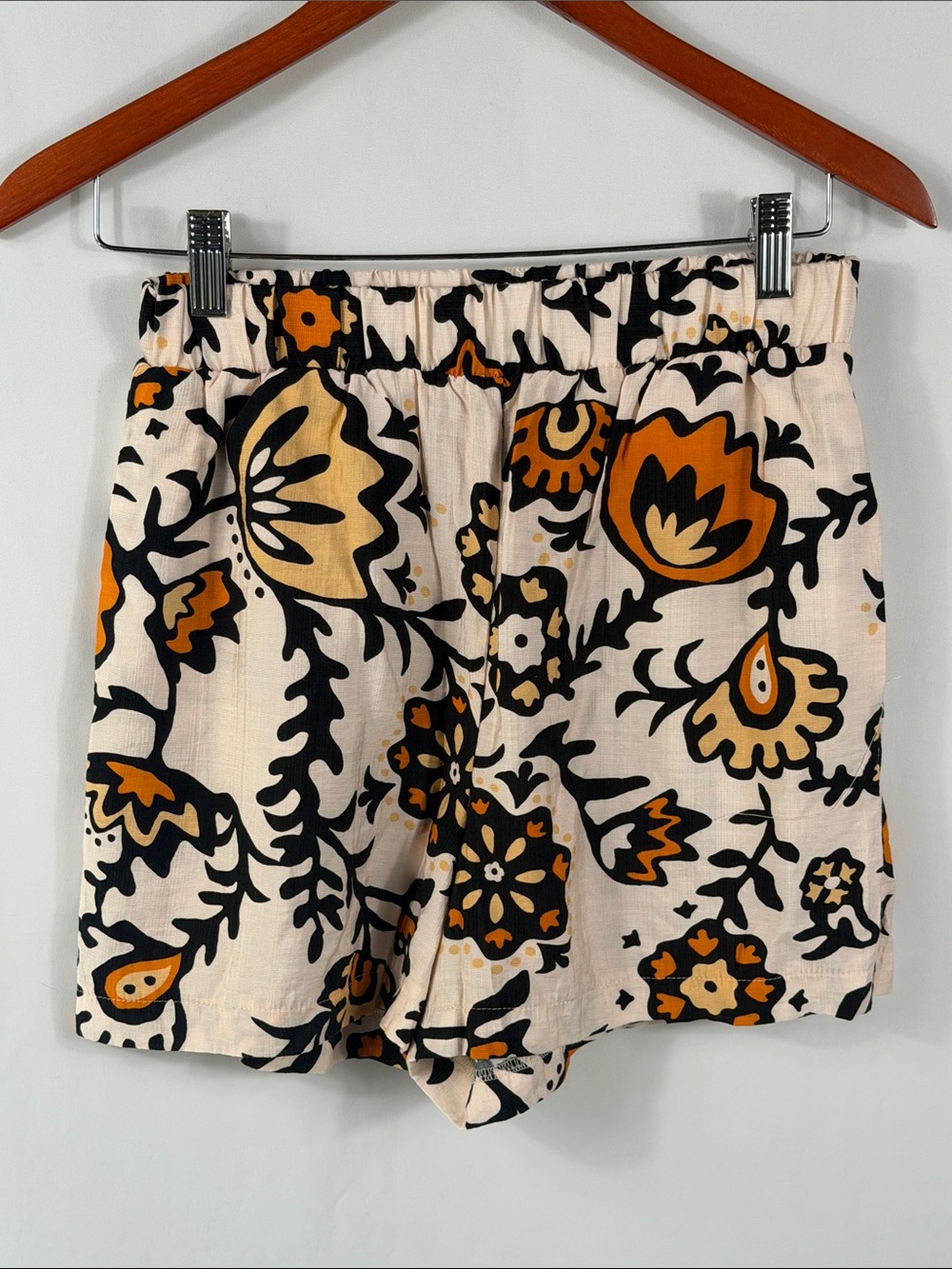 Primark High-Waist Viscose Blend Cream Shorts Orange‎ Black Floral Print Size 4